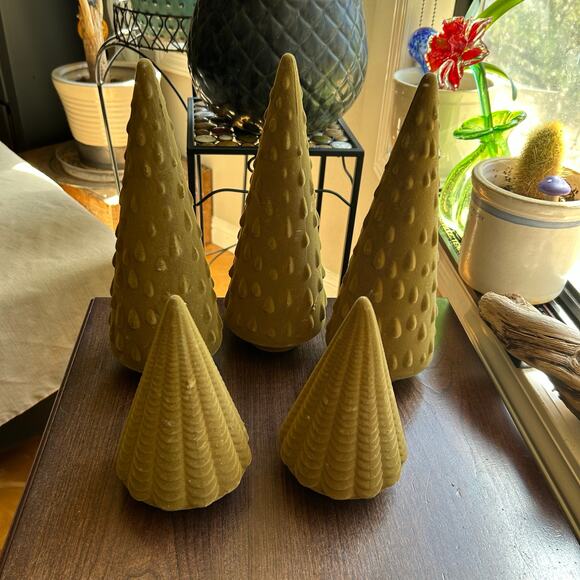 Creative co-op Other - 5 Creative Co-Op Flocked Christmas Trees Decorative Plastic Tree